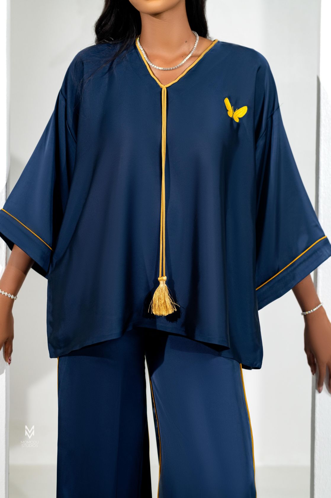 Reign (Blue) - Image 2